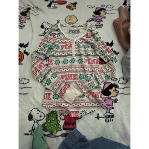 Victoria's Secret PINK Christmas Long Sleeve Thermal Top - Size XS